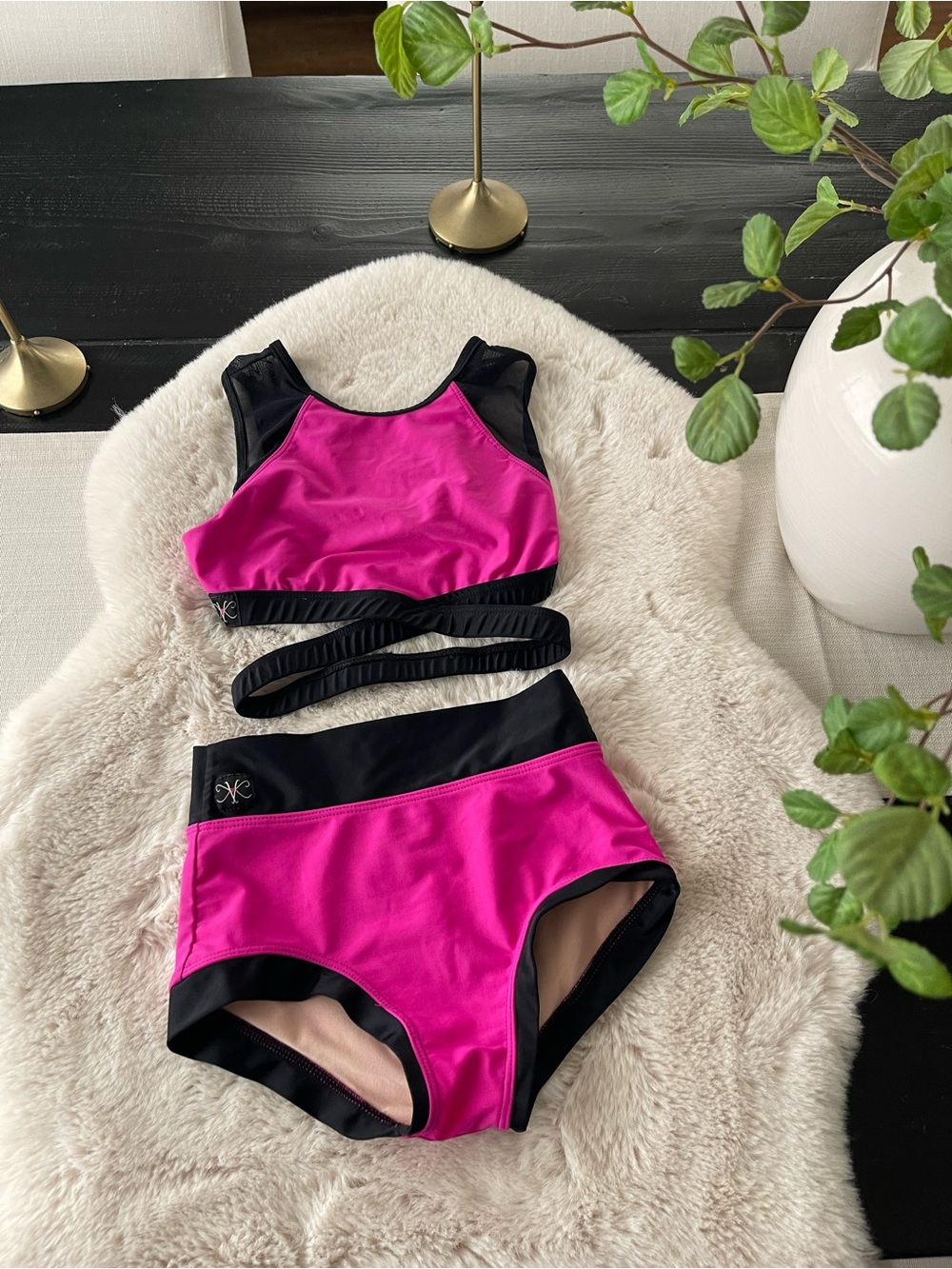 Kandi kouture pink and black dance set 10/12 girls